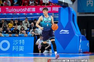 山西男籃為后衛王俊杰完成注冊 后者和球隊簽下的是三年的C類合同