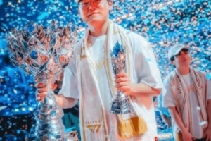 Gumayusi連續(xù)6次打進S賽，和大師兄并列AD位連續(xù)晉級S賽次數(shù)第二
