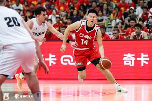 投得夠離譜！李弘權(quán)7中0&三分4中0僅拿2分1搶斷