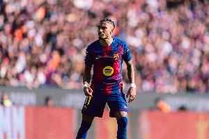 ESPN：拉菲尼亞將成為巴薩第一隊長，后者隊史首次由巴西球員出任