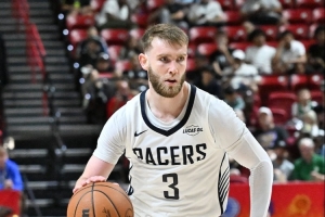 NCAA助攻王！步行者官宣用一份雙向合同簽下38號秀布雷登·史密斯