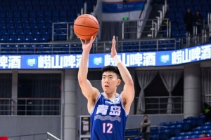 媒體人：青島男籃給了段昂君假期 讓他能夠在美國完整訓練一個月