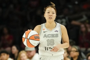 幫助球隊戰勝太陽~王牌球員山本麻衣替補出場20分鐘得到9分2板3助