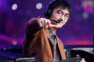解說(shuō)懷南分析8.22登峰組賽果影響：JDG獲勝則AL鎖定第二