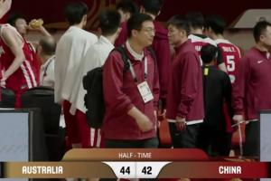 難解難分！張懿趙杰12分 張宇辰10分 中國U18半場落后澳大利亞2分