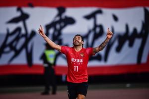 恒大太想立功！楊毅：李凱爾歸化辦了半年 恒大那批倆月就下來了