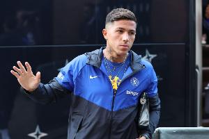 記者：曼城未放棄引進恩佐，但切爾西尚未收到正式報價