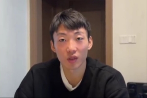 白晶談百分大戰(zhàn)輸小卡：他像鐵塊一樣硬 我像邢道榮被關(guān)羽斬落