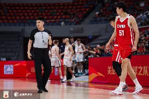 媒體人：26分大勝恢復(fù)一些信心 楊瀚森讓大家看到不一樣的表現(xiàn)