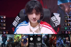 滔搏粉絲熱議不敵LGD：我不知道ad在想啥；翻山澤麗 這是幾幾年？