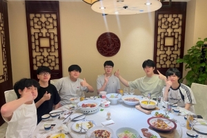 NIP分享選手賽后聚餐趣事：今天奢侈一把，吃點(diǎn)好的