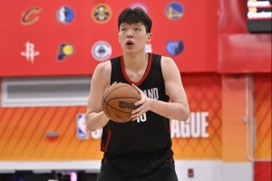繼續確立小楊在CBA的所有權！青島男籃為楊瀚森進行了預注冊