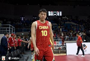 戲份不多！王俊杰半場替補3中2拿下4分2籃板