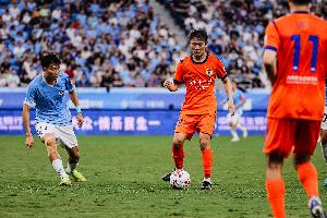 魯媒：泰山隊中后衛陣容或微調，李源一應該會得到更多出場時間