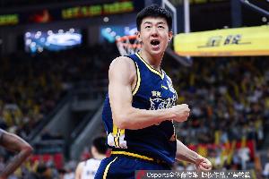 媒體人：感謝少杰在廣東男籃困難時馳援球隊 大家會記得你的貢獻