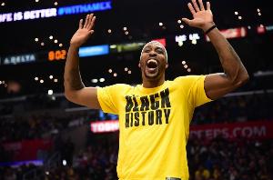 霍華德：NBA的政治和商業讓人心累 球員為了下份合同只能取悅球隊