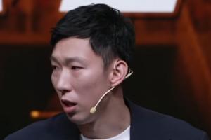 周琦：中國男籃一直有戰(zhàn)術(shù) 但實戰(zhàn)連接性不是很好 所以顯得沒戰(zhàn)術(shù)