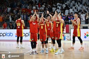 FIBA世界排名：中國男籃仍在第30 美國榜首 法國超塞爾維亞升第三